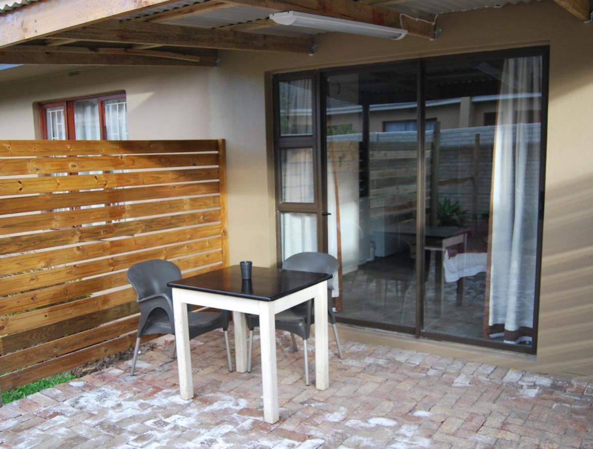 14 Cluster Cottages George Esterno foto